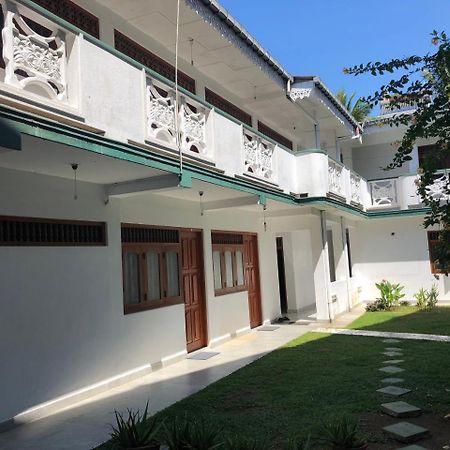 The Retreat Hotel Hikkaduwa Exterior foto